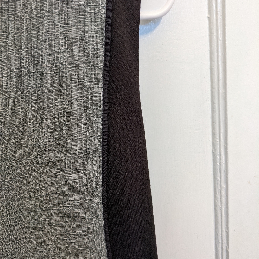 T Tahari Sheath Dress - Picture 4 of 4